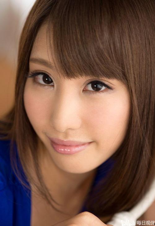 彩美旬果视频,揭秘时尚穿搭与生活美学